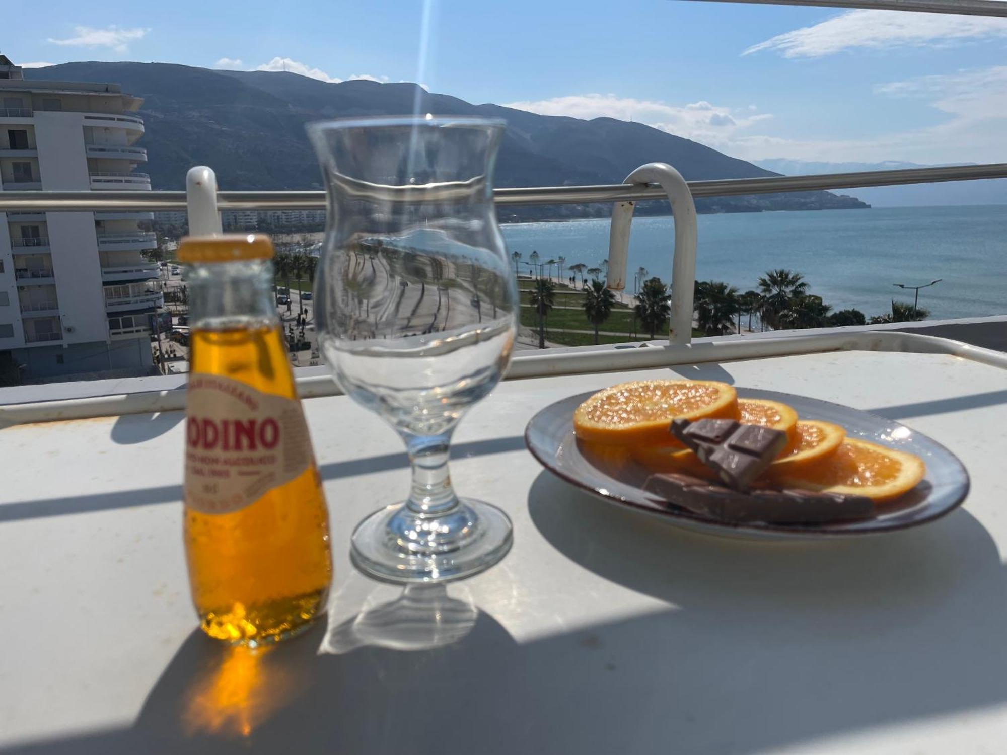 Sea View Apartment Vlorë Exterior foto