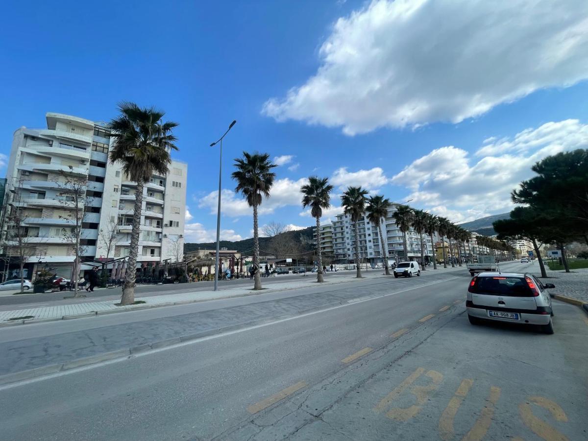 Sea View Apartment Vlorë Exterior foto